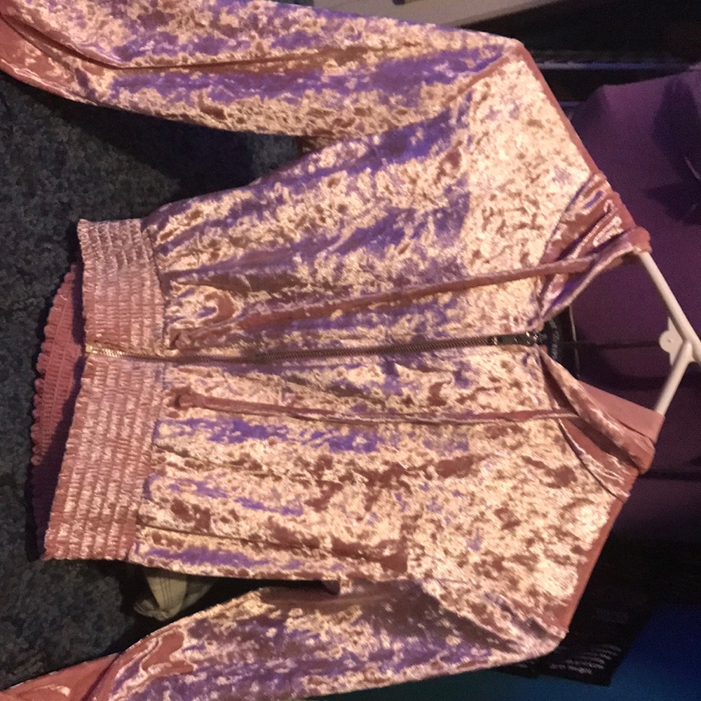 Velvet cropped coat